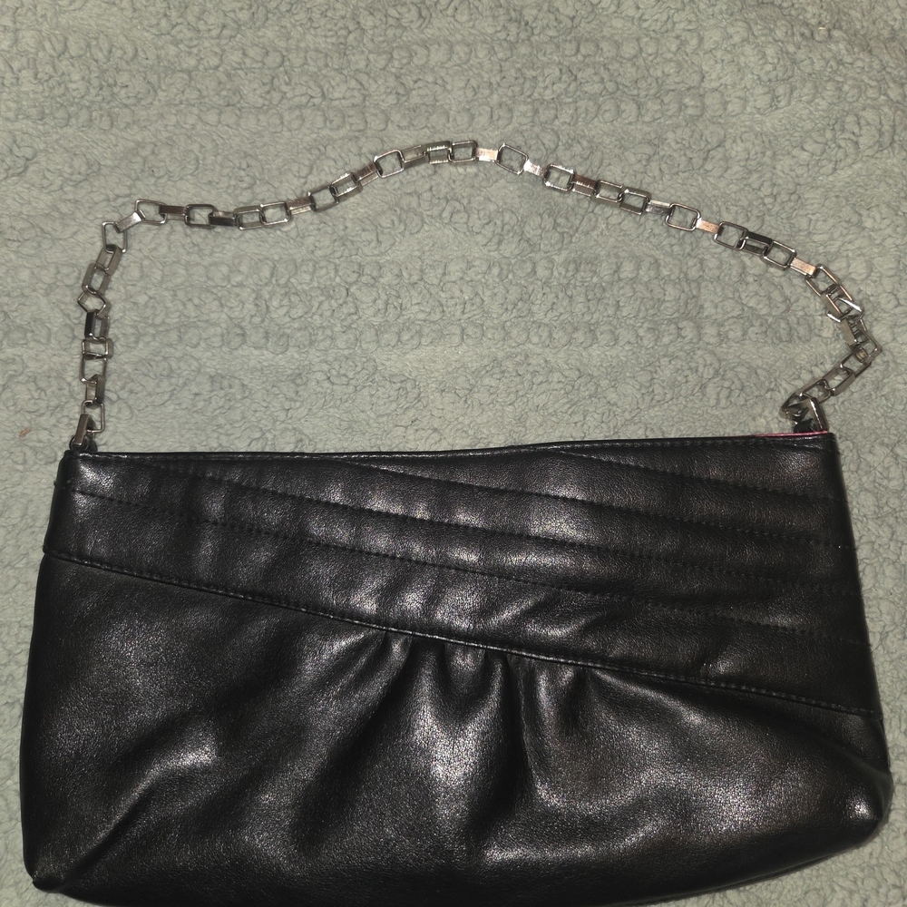 Elegant Black Leather Clutch with Chain Strap